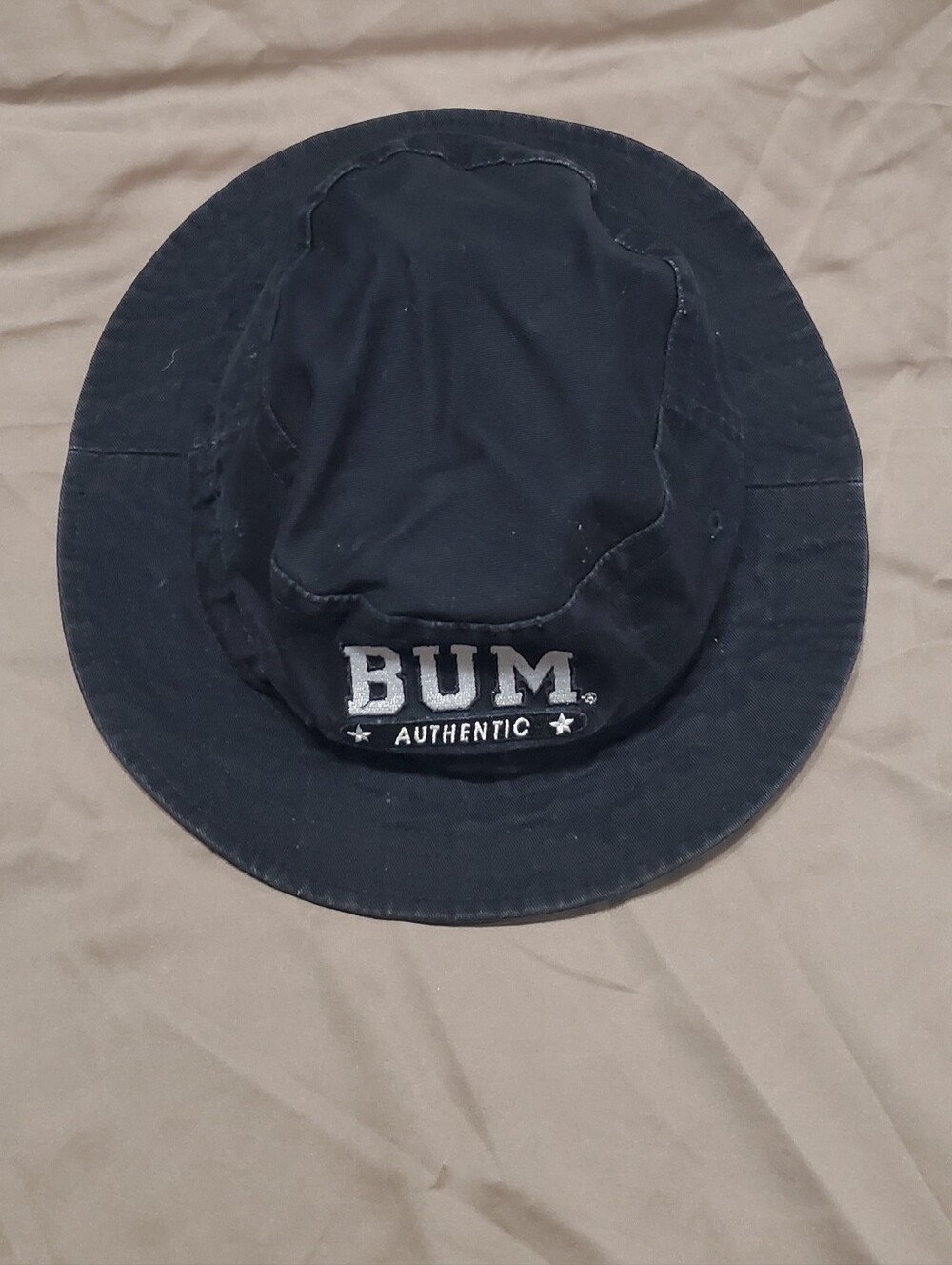 Vintage black B.U.M. Equipment bucket hat white embroidered "BUM AUTHENTIC"